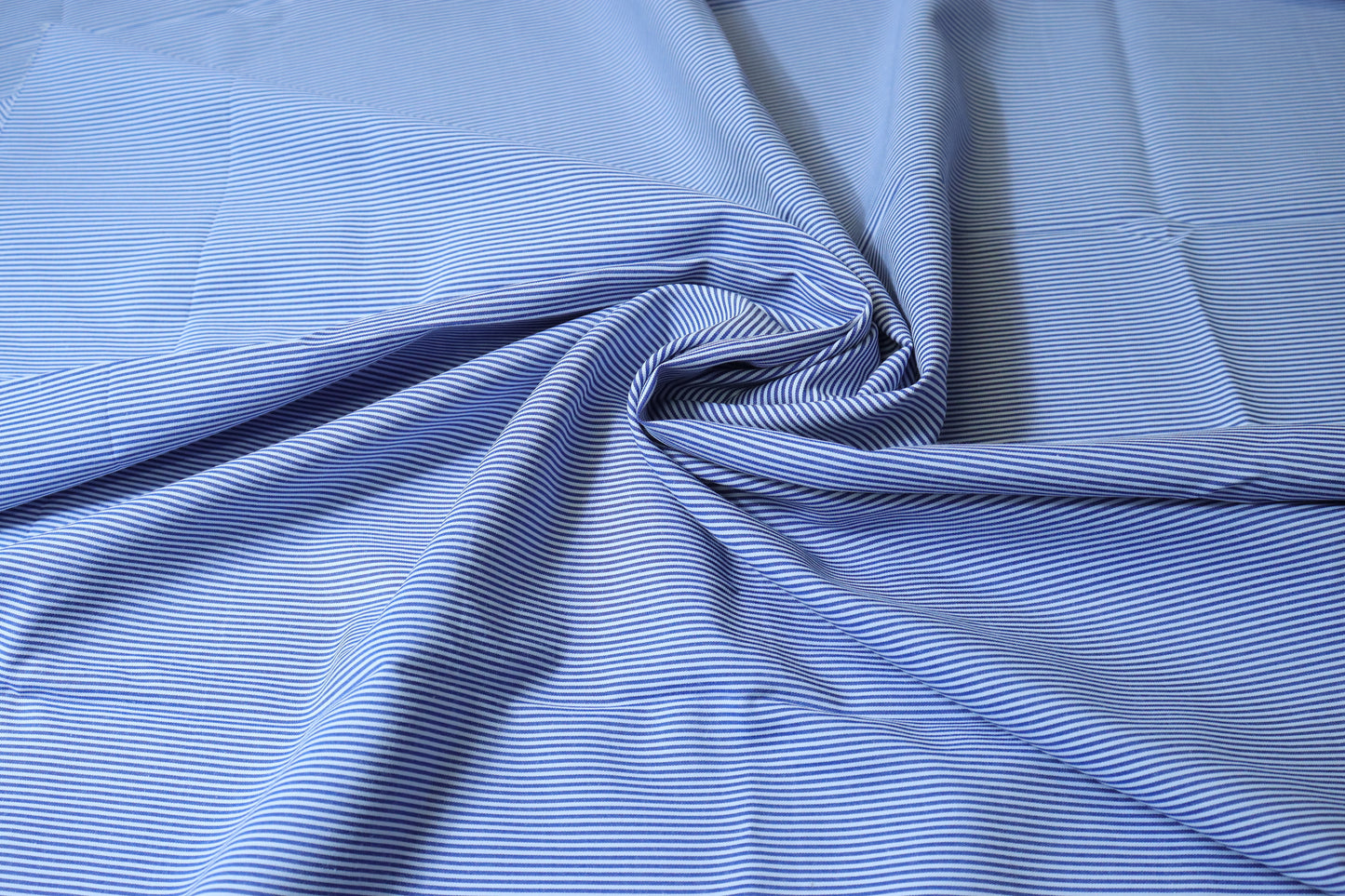 SHIRTING